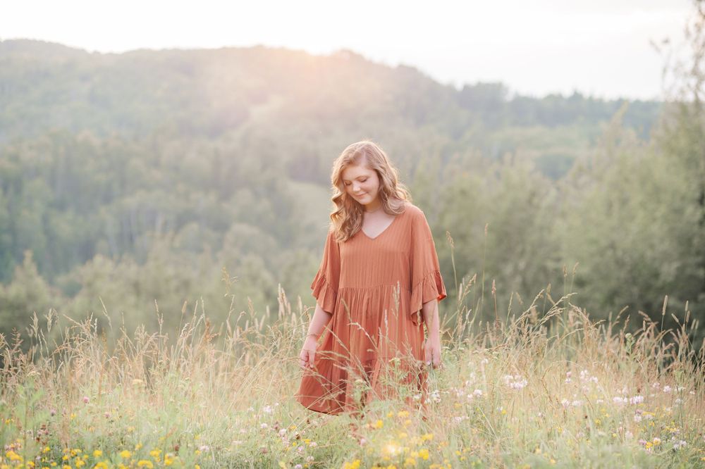 Stillwater Mahtomedi Twin Cities Minneapolis Minnesota North Shore Mountain Sunset Senior Photography Session
