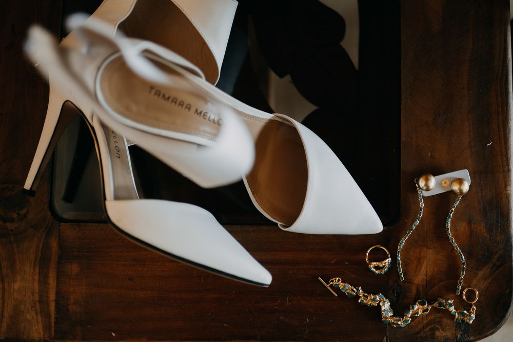 #intimateweddingphotographer #thisisreportage #civilceremony #weddingmagic #uniquewedding #weddingbride #bridalphotograp