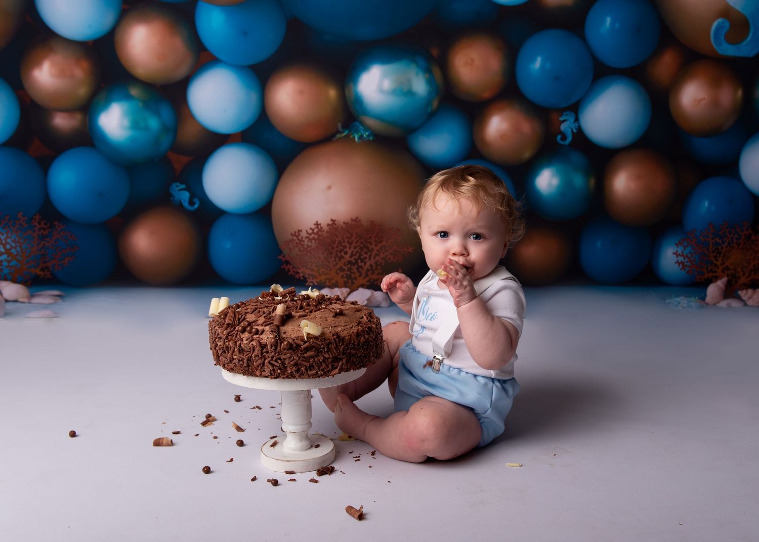 First birthday photoshoot cakesmash pictures cake baby one cake smash