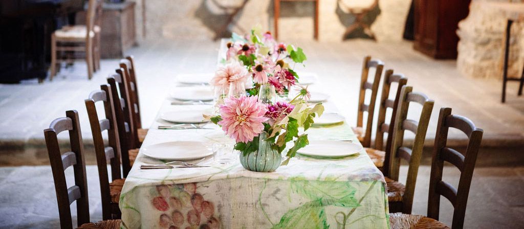 romantic chapel in the mountains of Tuscany for a wedding celebration