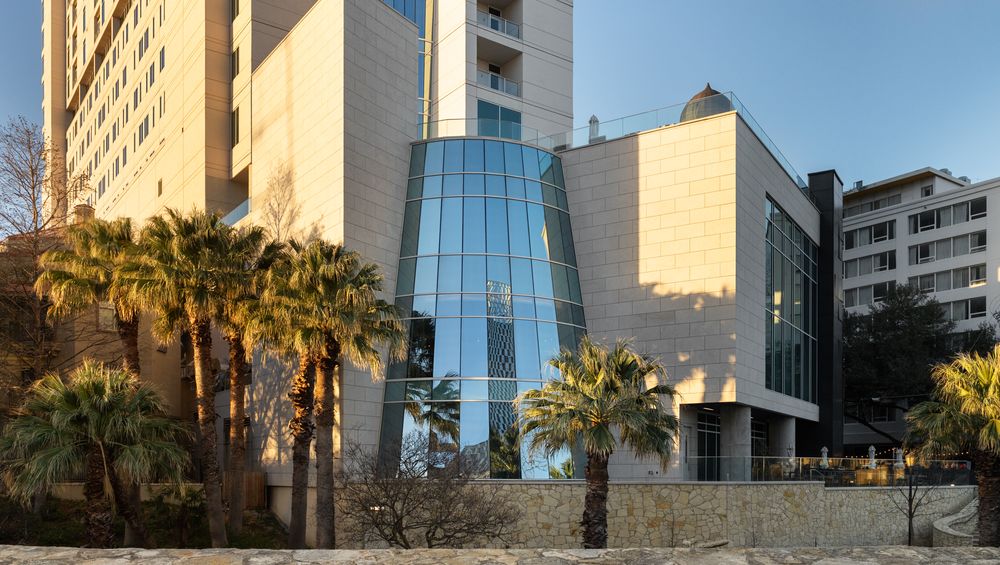 Sharp Glass - Thompson Hotel San Antonio - Sean Carranza Photography