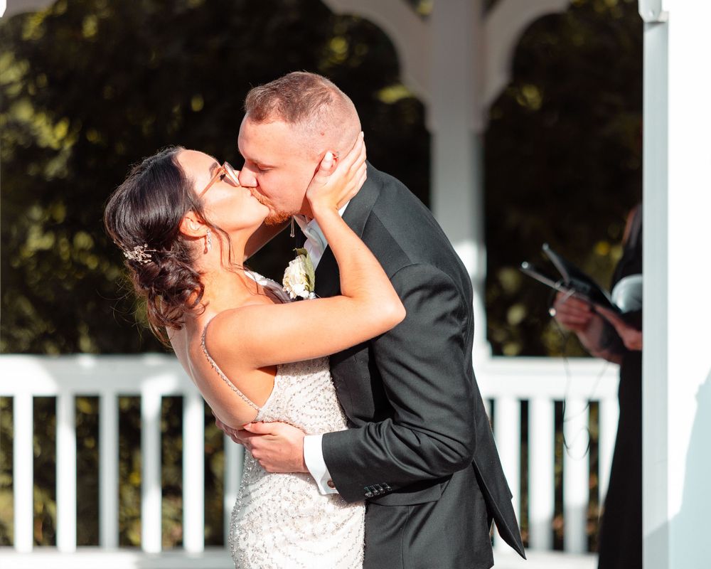 documentary style wedding photography at the 228 in sterling