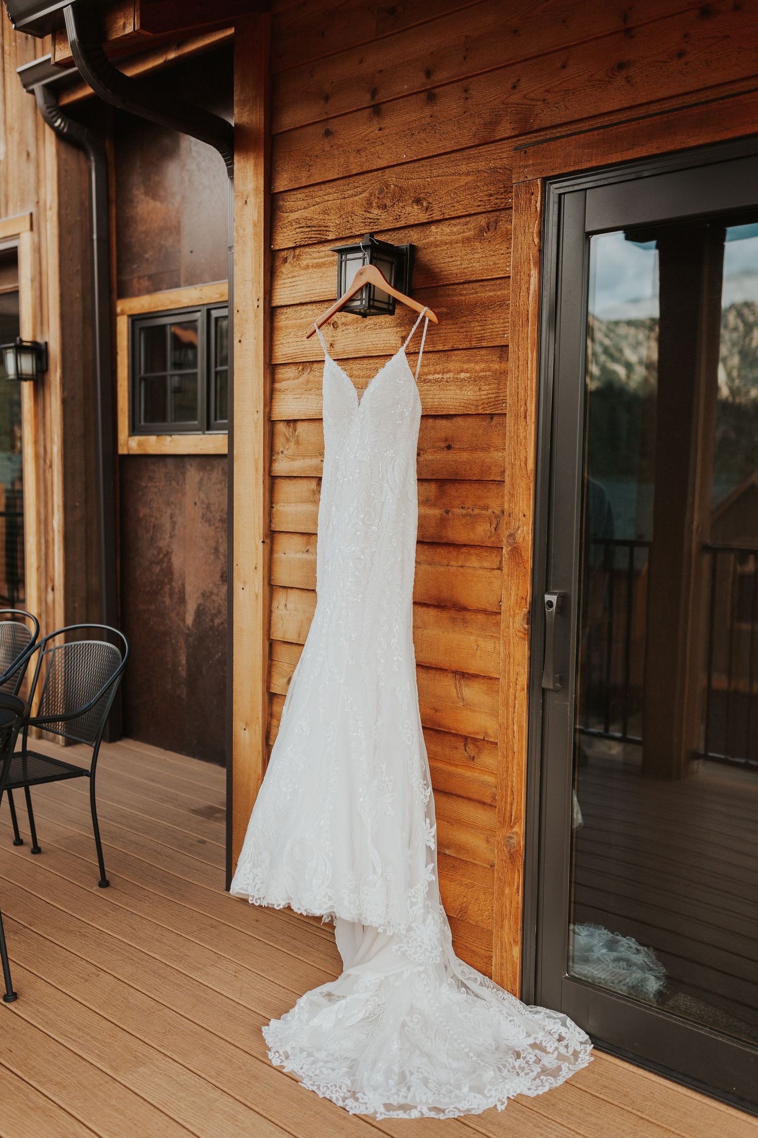 Wedding dress Estes Park, Colorado wedding photographer