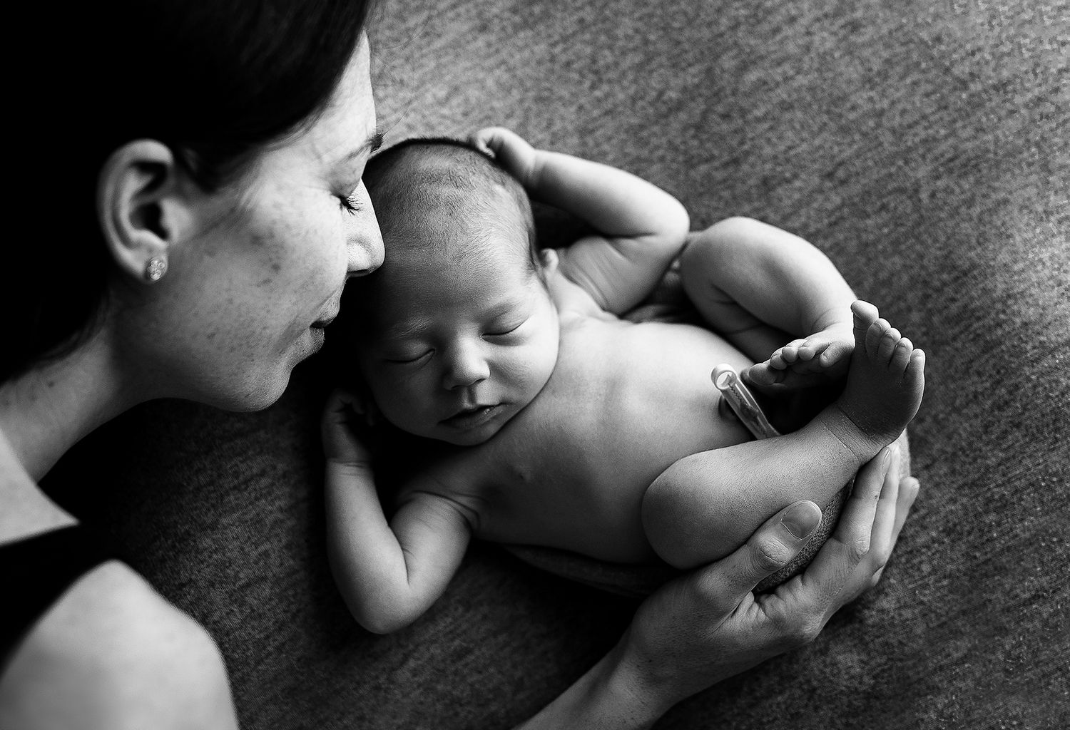Sesión de recién nacido, fotografía infantil, bebés, maternidad, puerperio, lactancia, doula, puericultura, familia