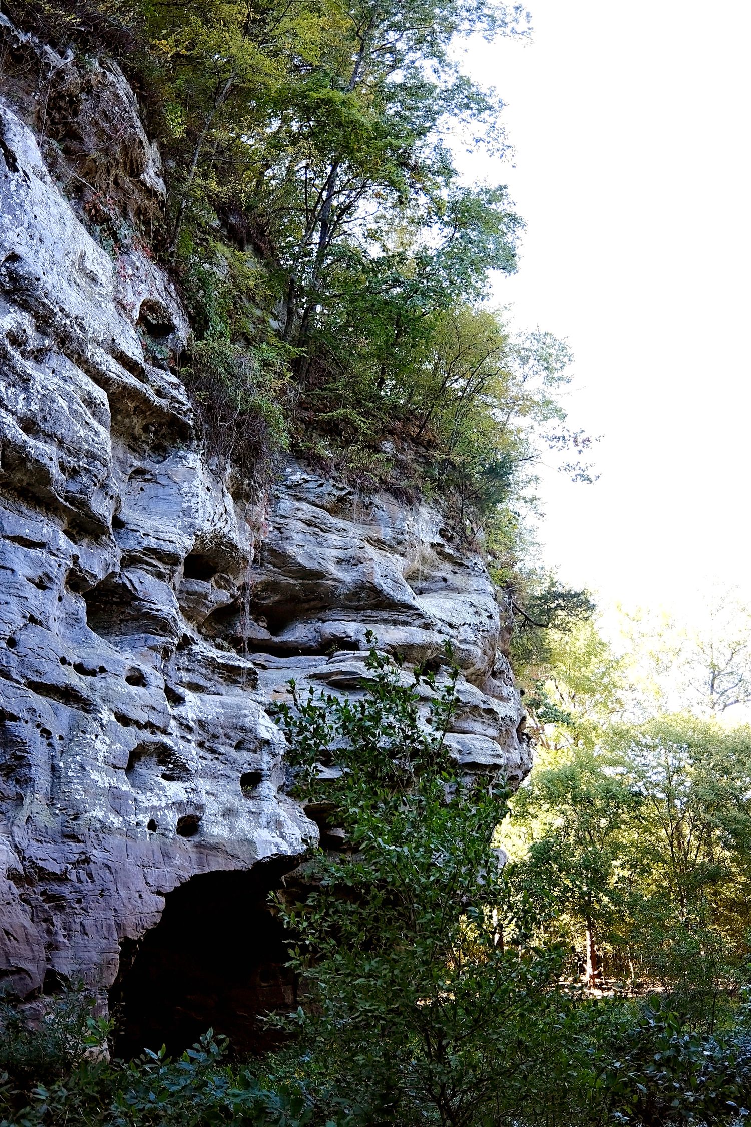 Box canyon cliff