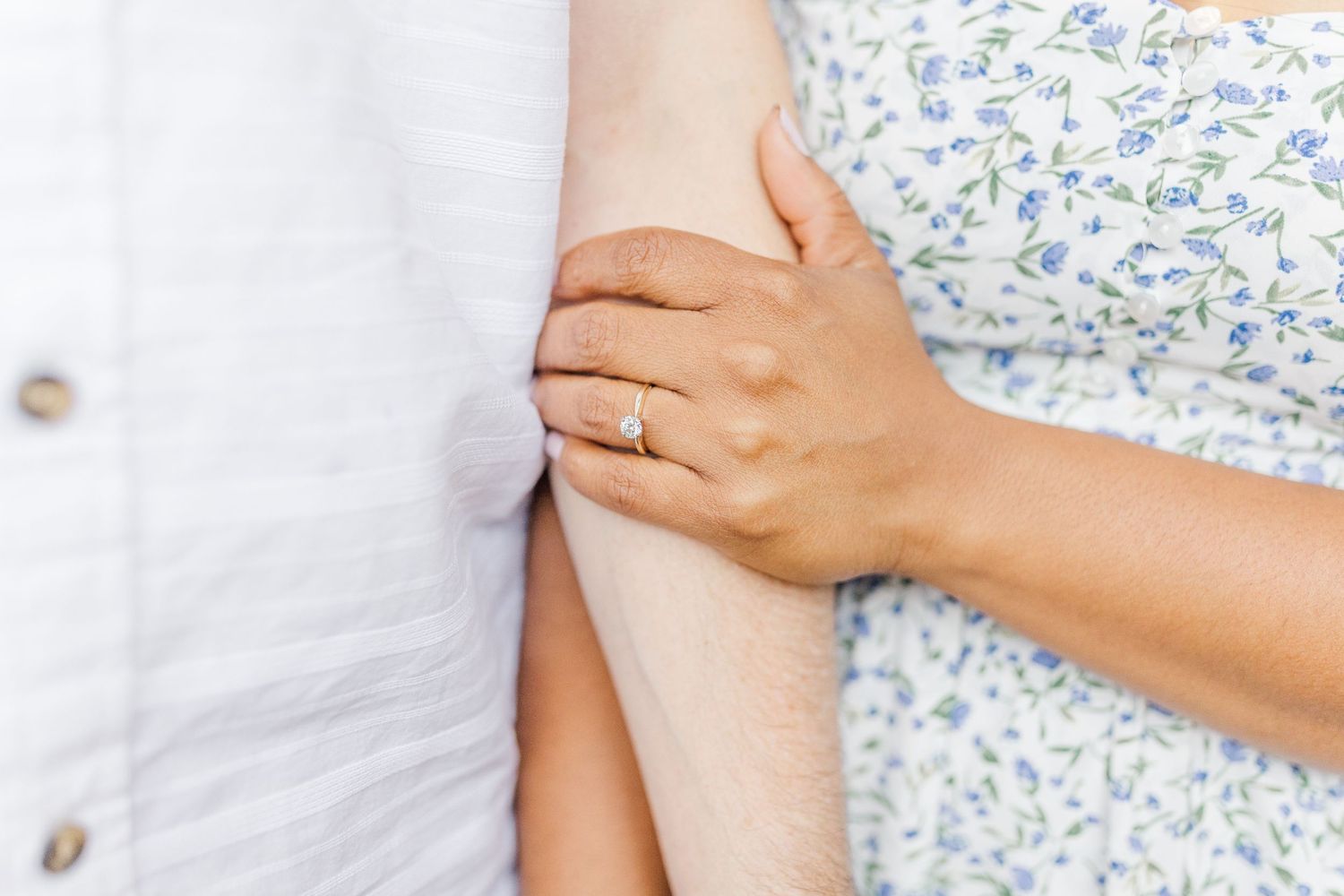 OLD TOWN ALEXANDRIA VIRGINIA ENGAGEMENT PICTURES