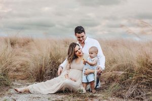 sunset maternity sesion