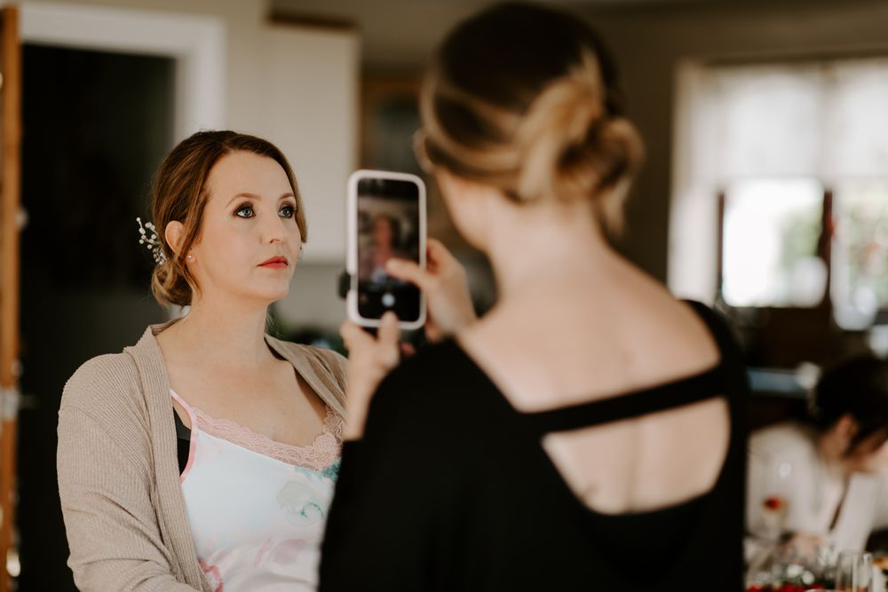 Bradbury Glade Tipi Wedding Photo, Bride preparations