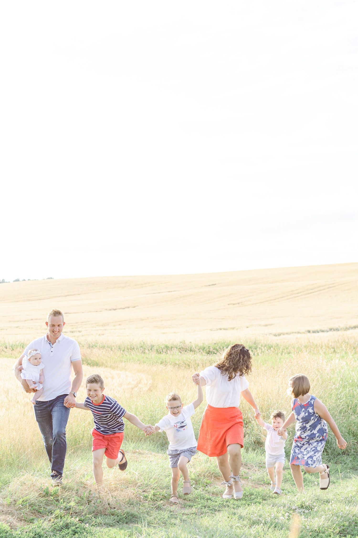 Family running together