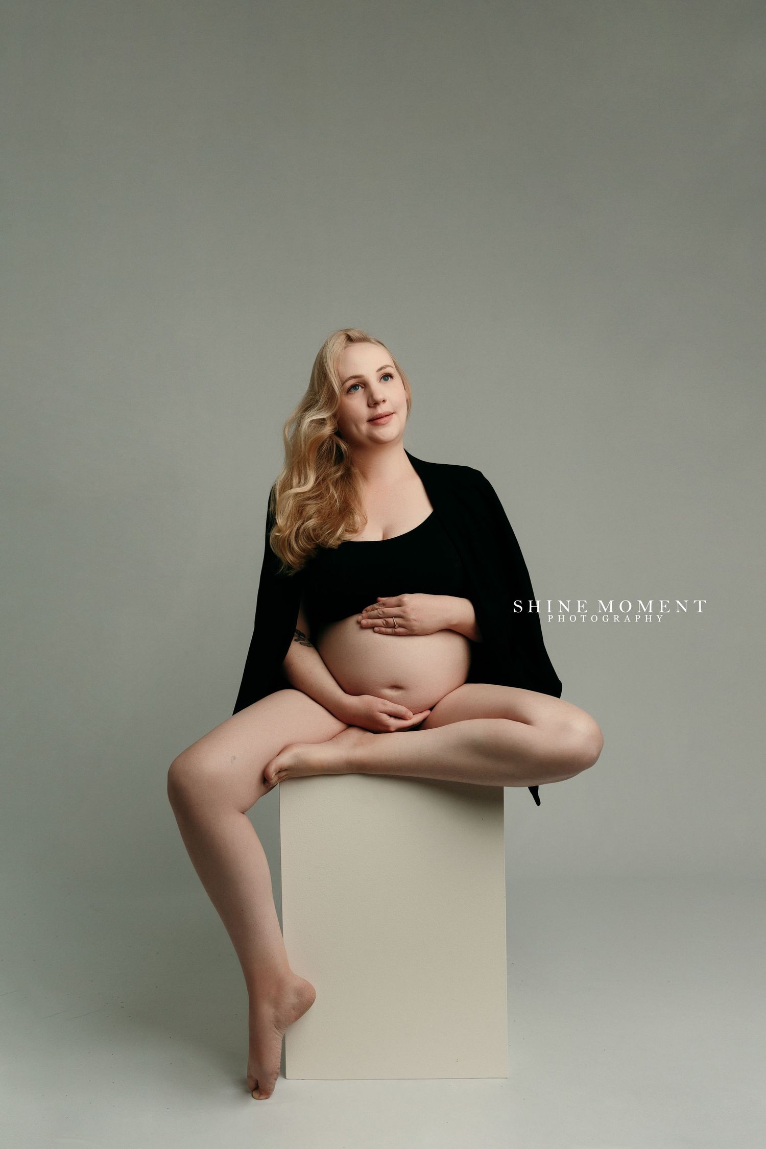 newborn photographer in victoria bc, maternity photography in victoria bc, newborn photographer nanaimo bc, photographer victoria bc,