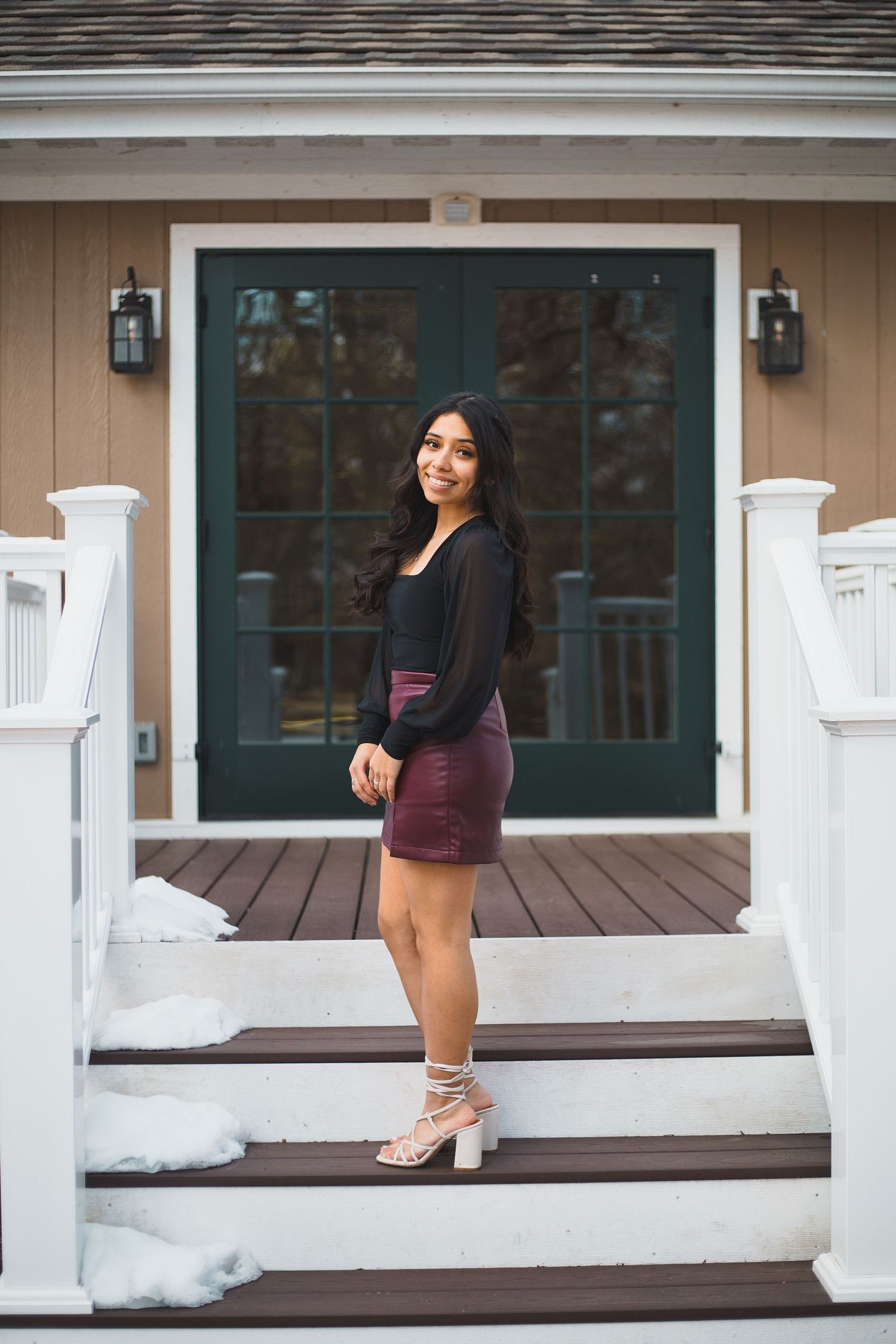 watertown wi madison high school senior photos female outdoors octagon house winter snow