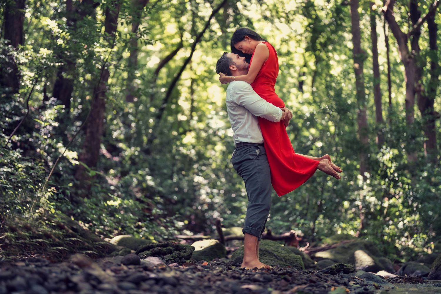 Hawaii couple before their wedding day, destination wedding for texas.