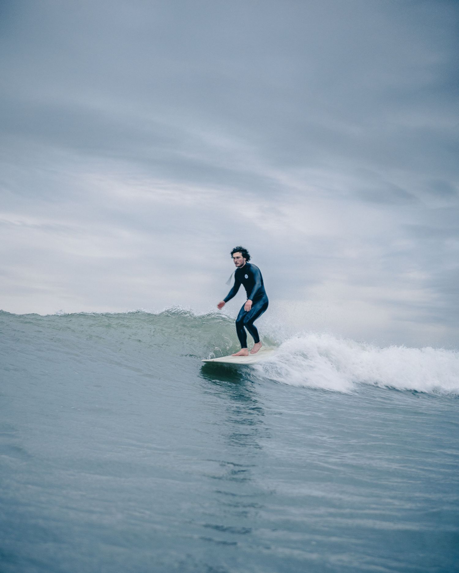 Cross stepping on a longboard