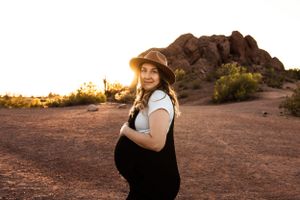 maternity photography AZ, desert maternity session	pregnancy portraits Arizona