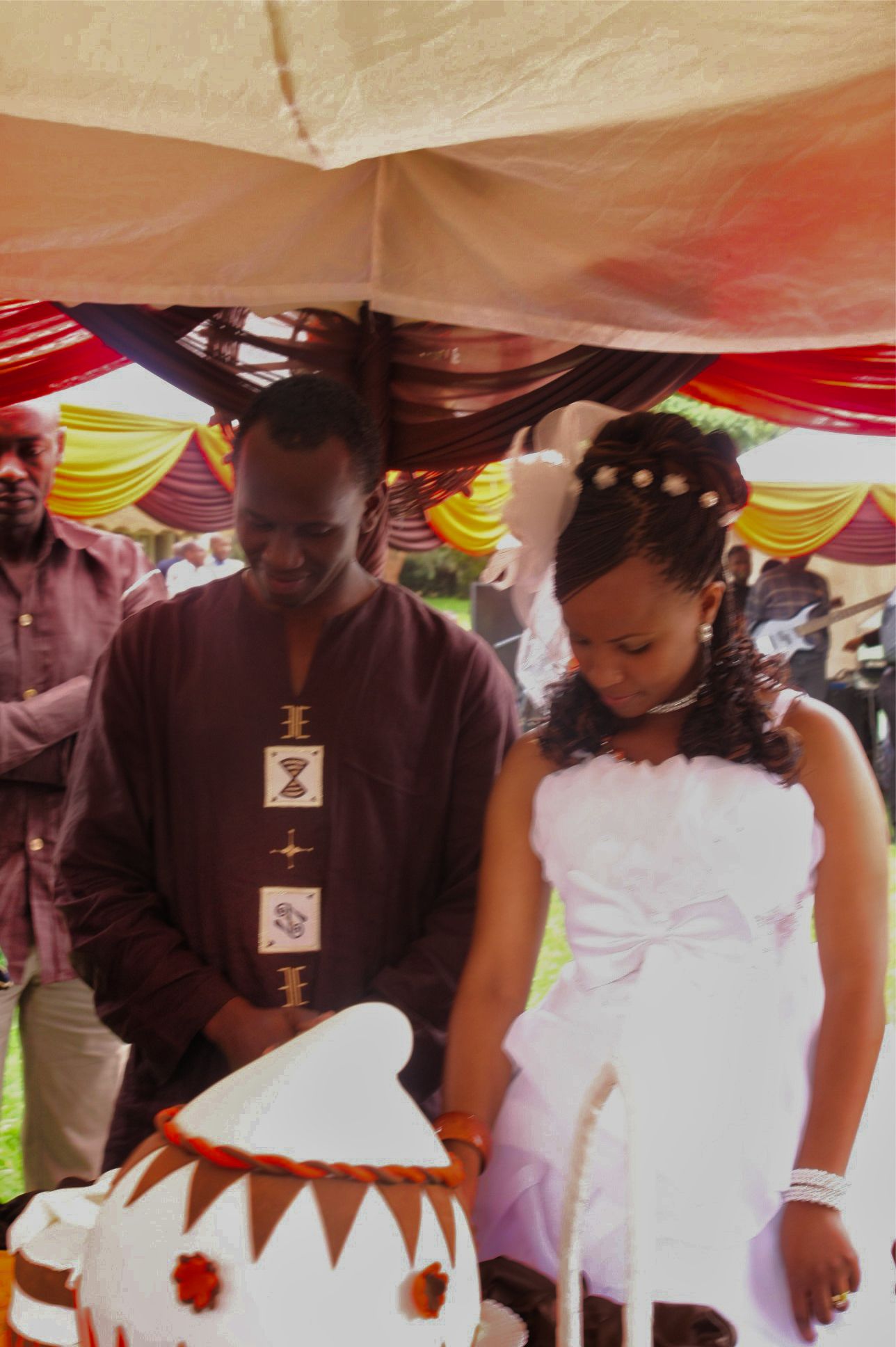 Kenyan bride and groom