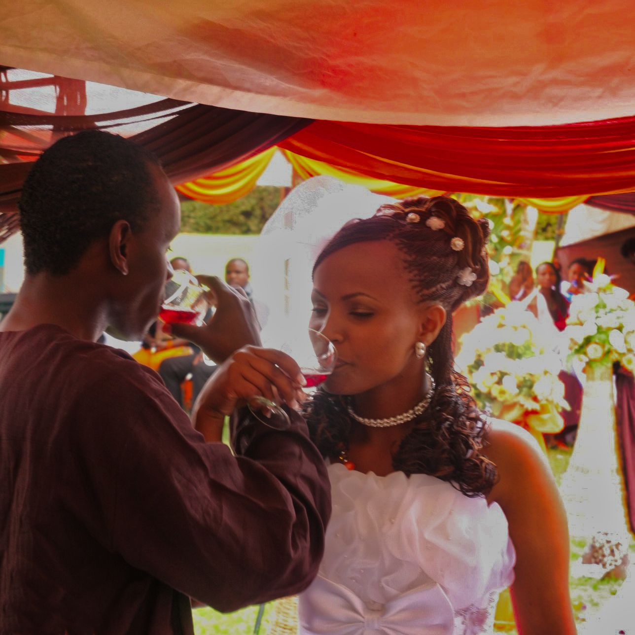 Kenyan bride and groom