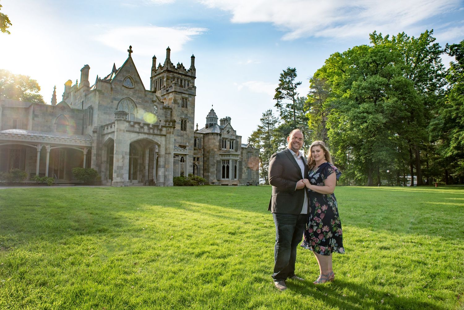destination engagement portraits at Lyndhurst Mansion in Tarrytown, NY New York Leah Ramuglia photography