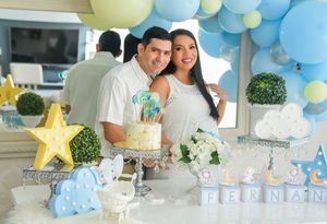 Fotografía social. Capturamos cada detalle que forma parte de ese día tan importante. Fotógrafo de bodas y quinceaños.