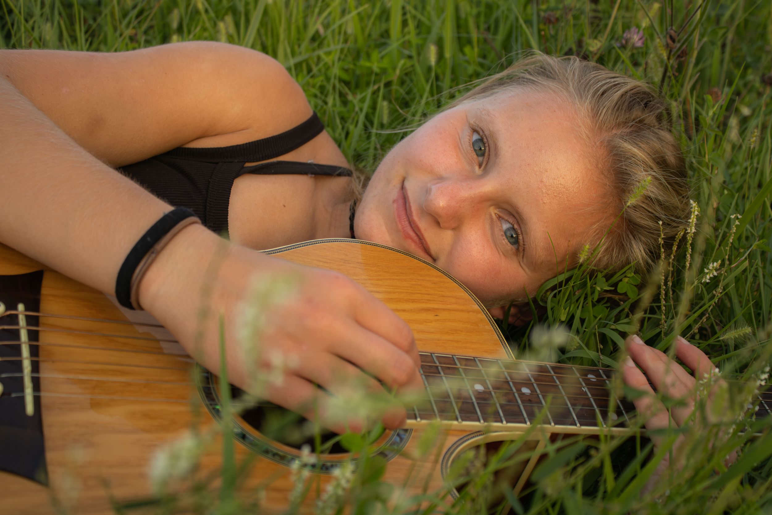 Guitar Photoshoot - Mak Multimedia