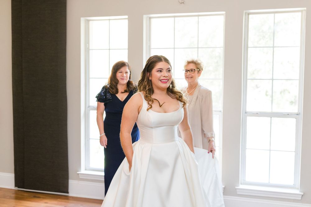 The Gardens at West Green San Antonio wedding photography