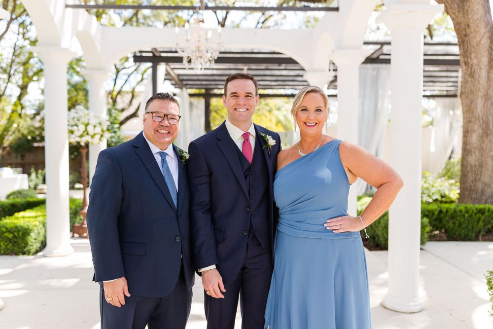 The Gardens at West Green San Antonio wedding photography