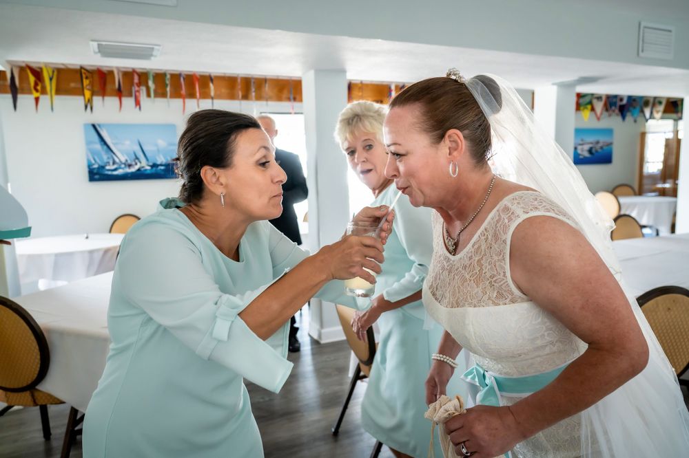 Florida Aquarium Wedding, Tampa Wedding Photographer, Tampa Wedding Video, Wedding Photography, Photo and Video