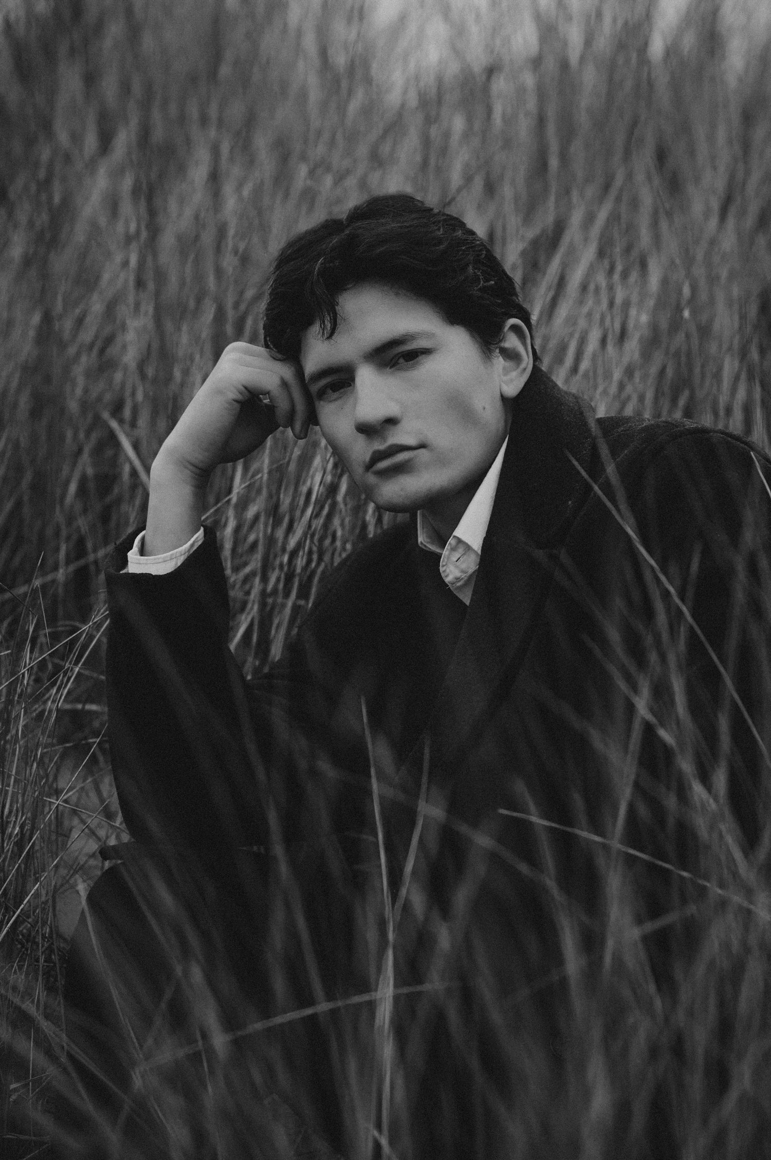 ART82STUDIO offers full-service fashion and e-commerce photography in Amsterdam.