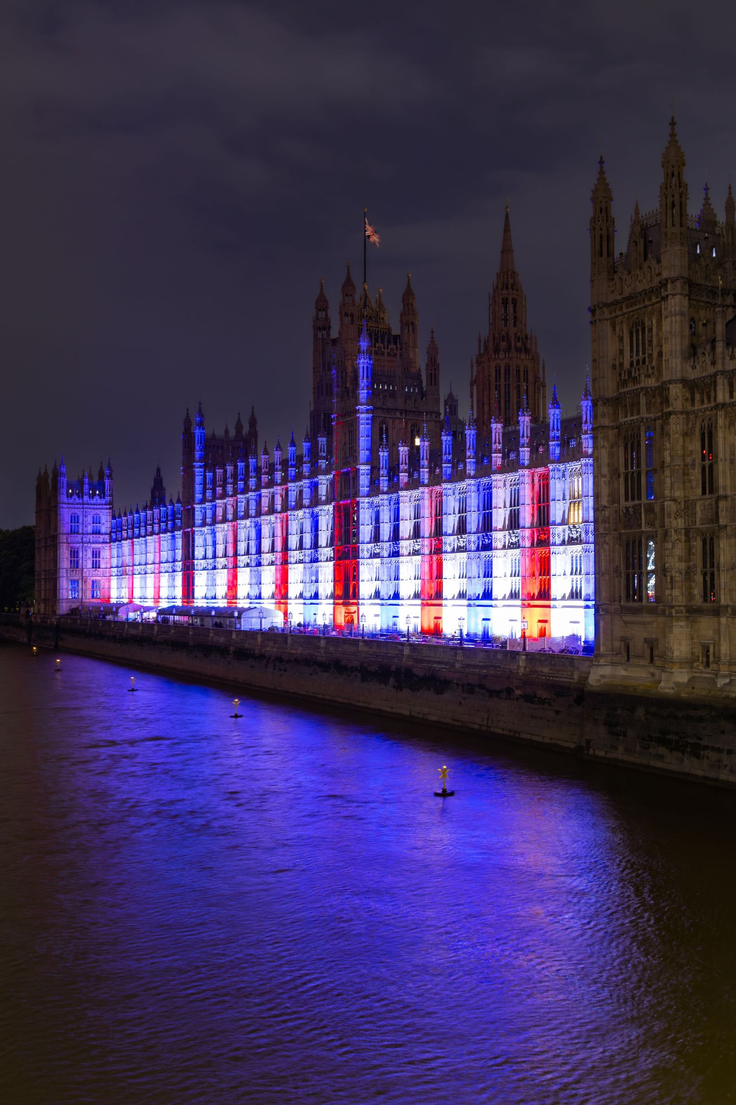 Houses of Parliament all lit up for Her Majesty Queen Elizabeth II Platinum Jubilee by Kush Rattan Photography Thames