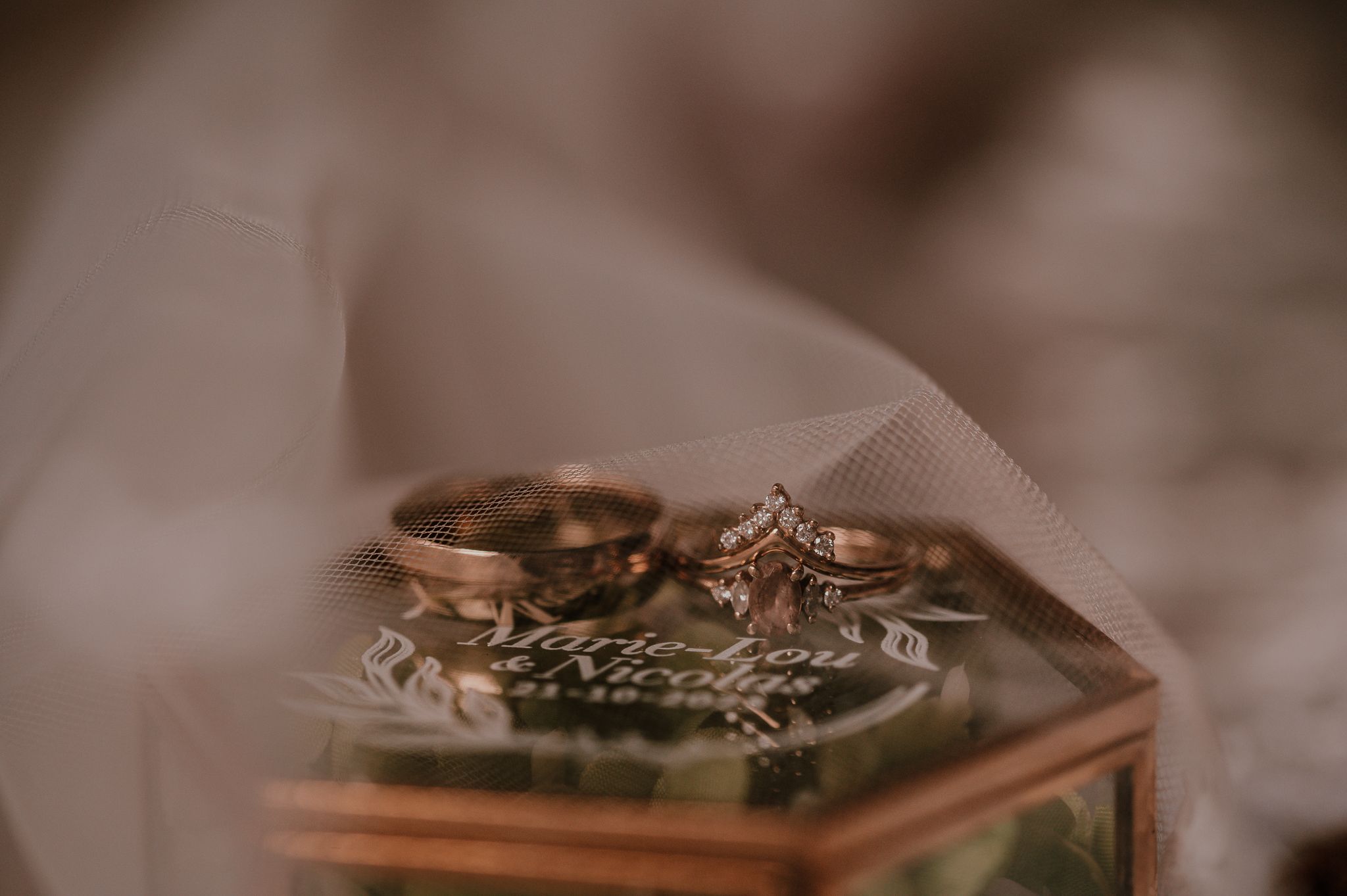 Mariage, photographie de mariage, photographe de mariage, couple, amoureux, alliances, bagues