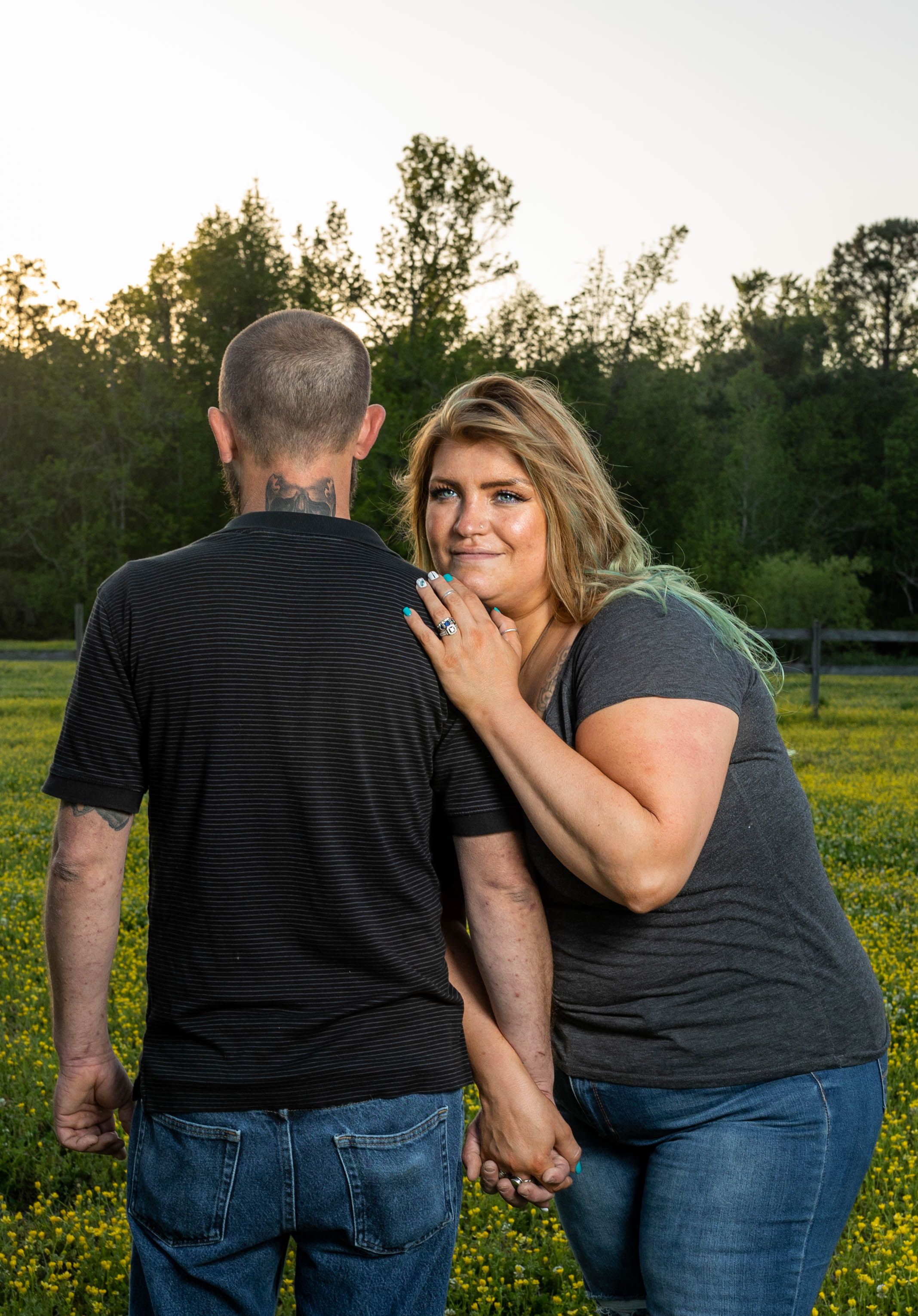 WILDFLOWER PHOTOS BY SWANSBORO NC PHOTOGRAPHER Samantha Ann Photo CO FOR COUPLES PHOTOS AND ENGAGEMENT