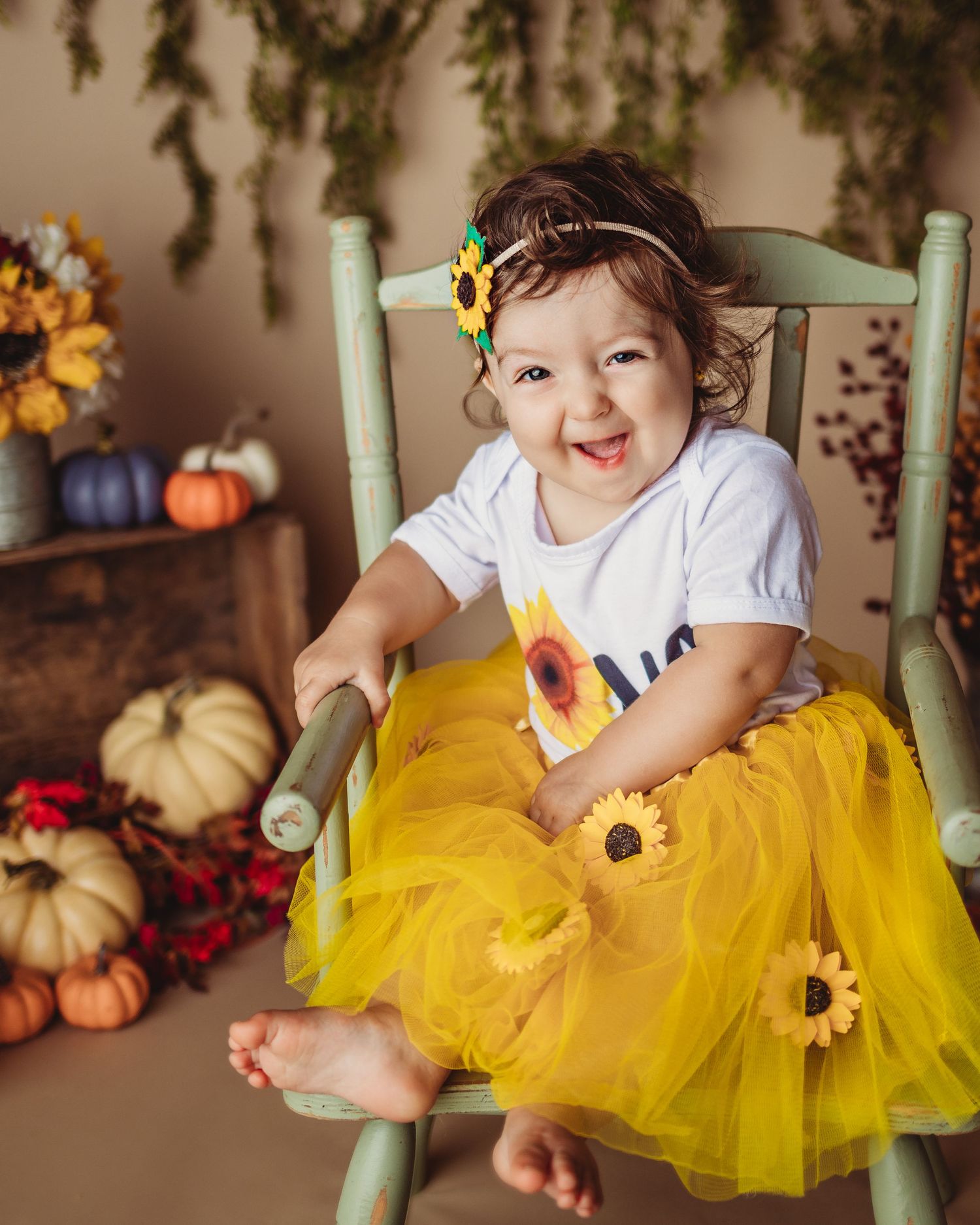 Maine sunflower themed toddler one-year milestone professional photoshoot