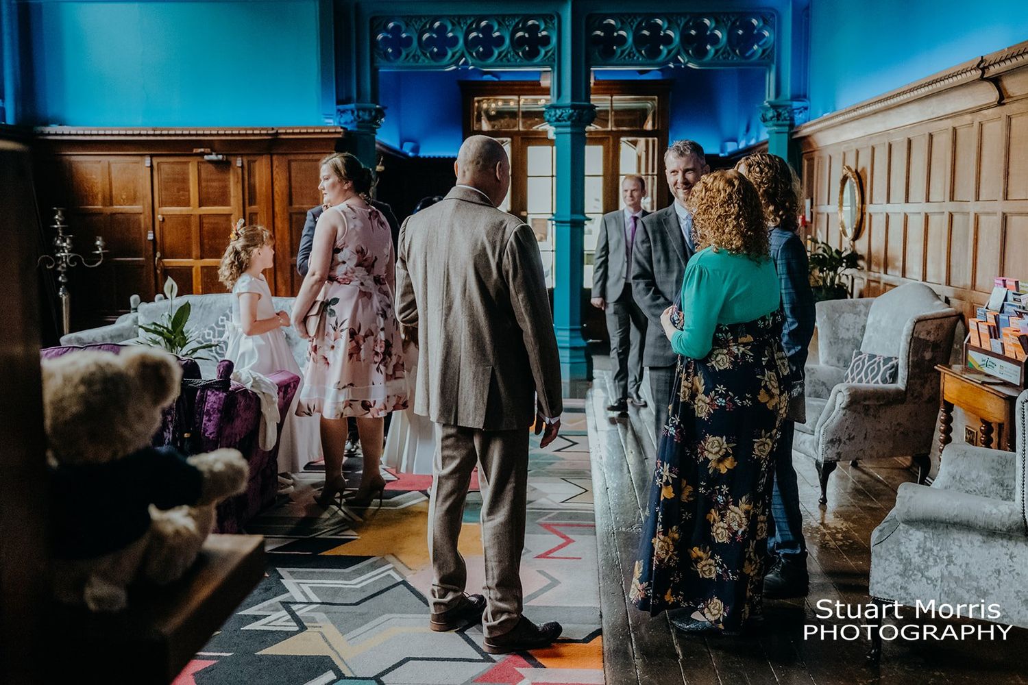 wedding guests start to arrive at Ruthin castle. Stuart Morris Photography
