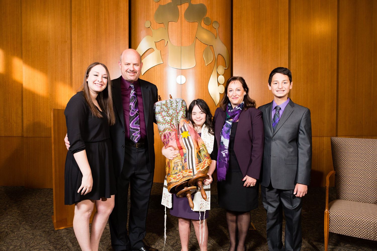 Indianapolis photographer - Nathaniel Edmunds Photography - captures Bat Mitzvah at BethEl