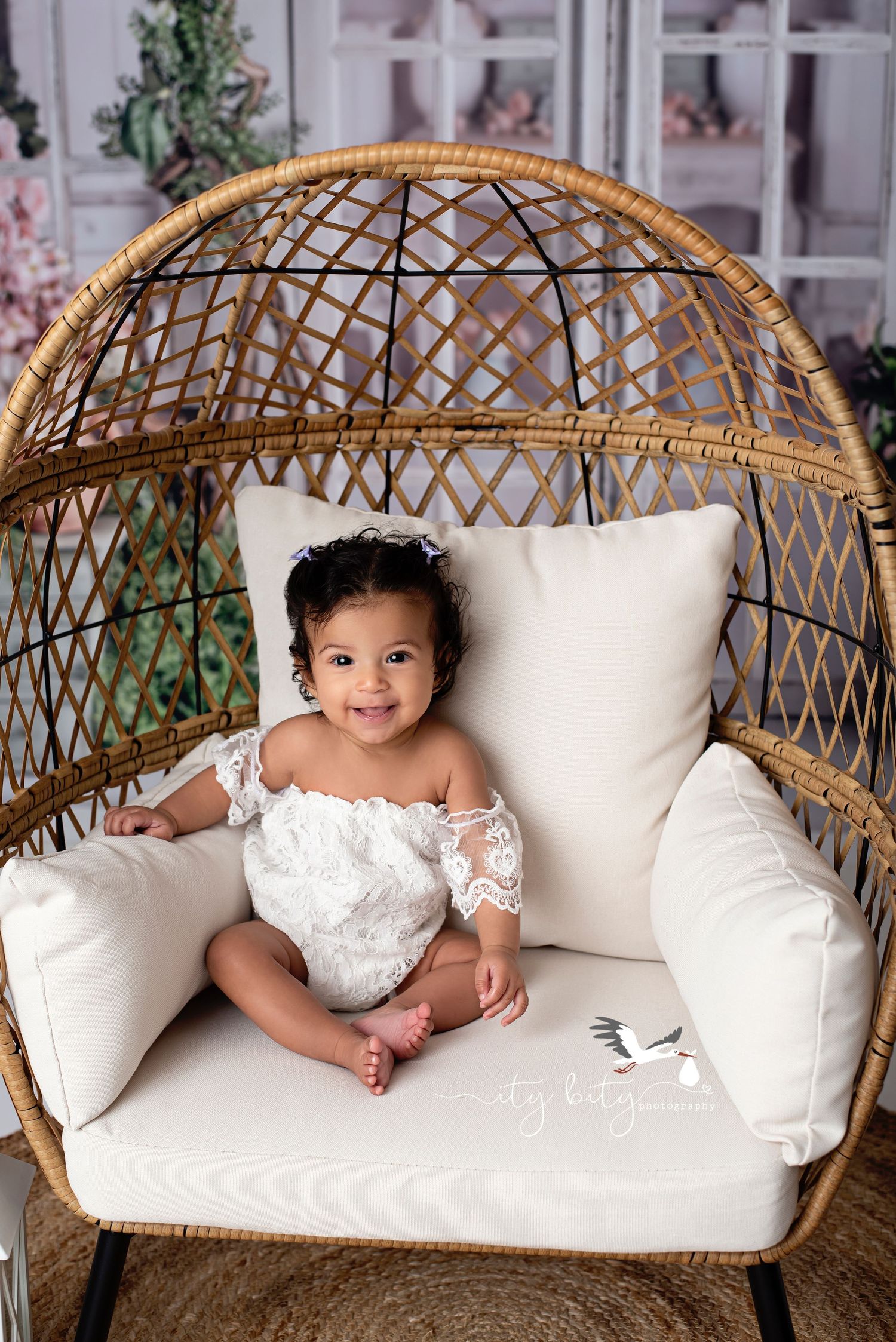 Ziana Smiles during photography session with Ity Bity Photography Avon Ohio