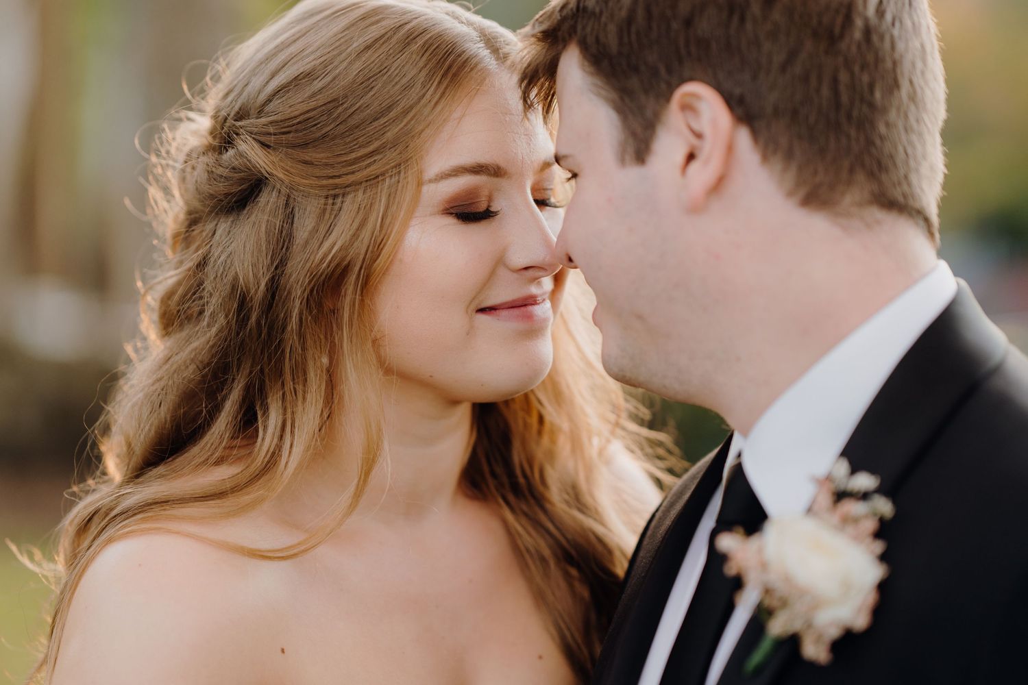 Isobel and Isaac wedding photo, photo editing by Shikita Edits