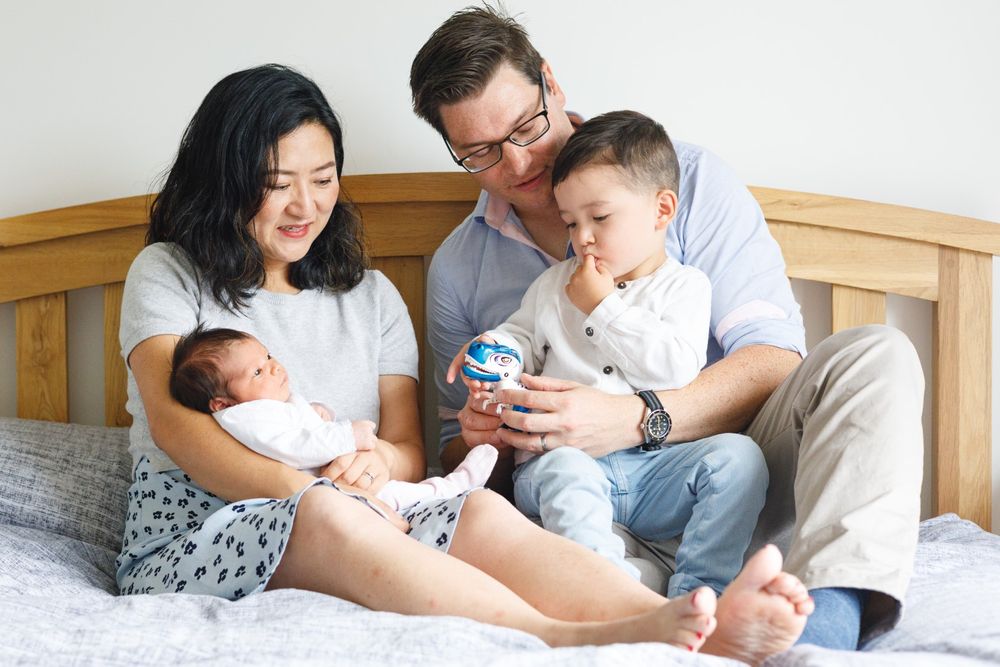 family photoshoot newborn baby at home simple