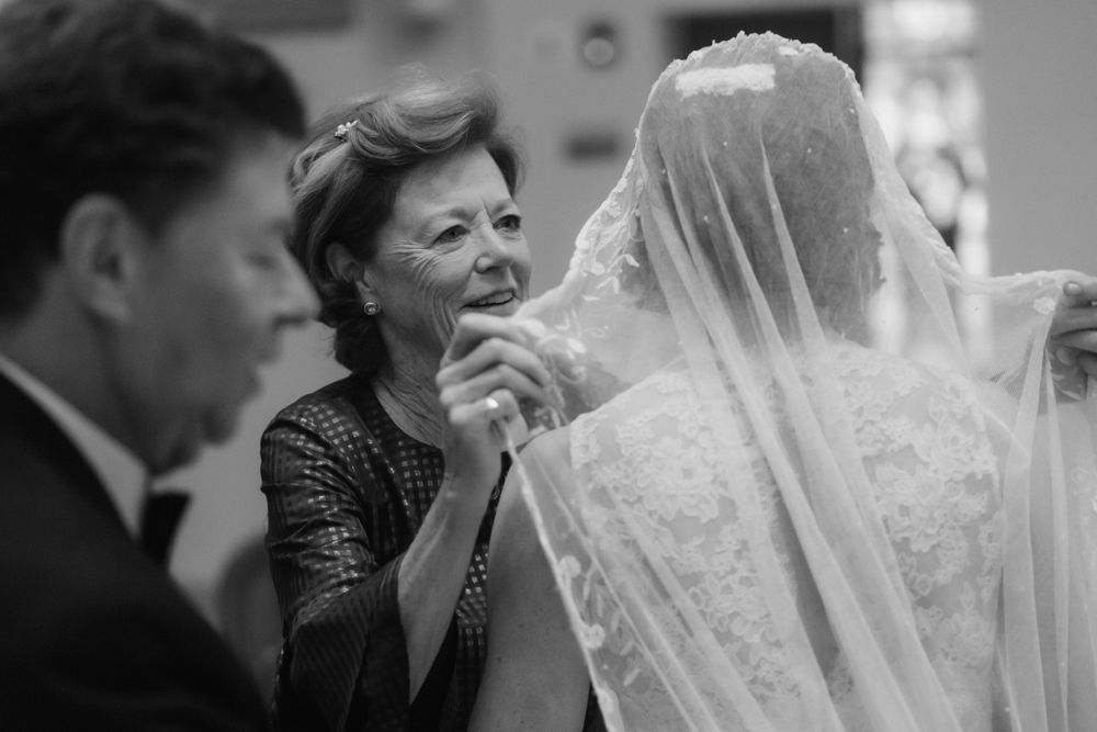 Wedding couple shares an intimate moment with their guests during the reception.