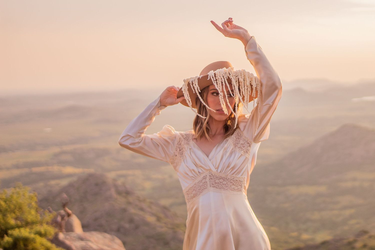 Highway 9 Media, Perry, Oklahoma, elopement photographer. Wichita Mountain Wildlife Refuge elopement.