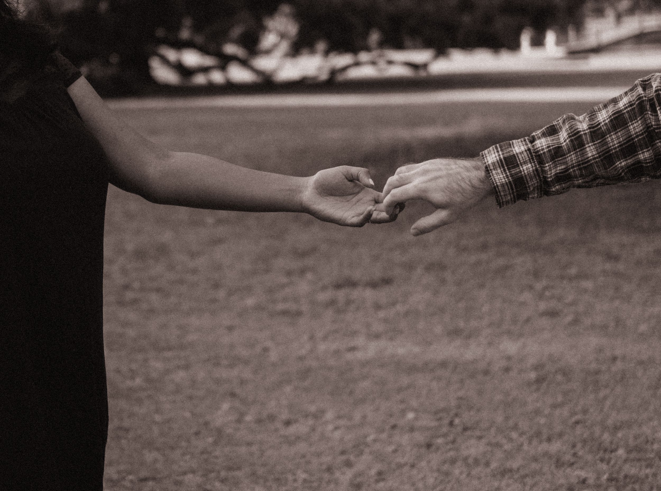 Elopement intimate wedding photographer, based in Iceland charleston South Carolina and North Carolina destination
