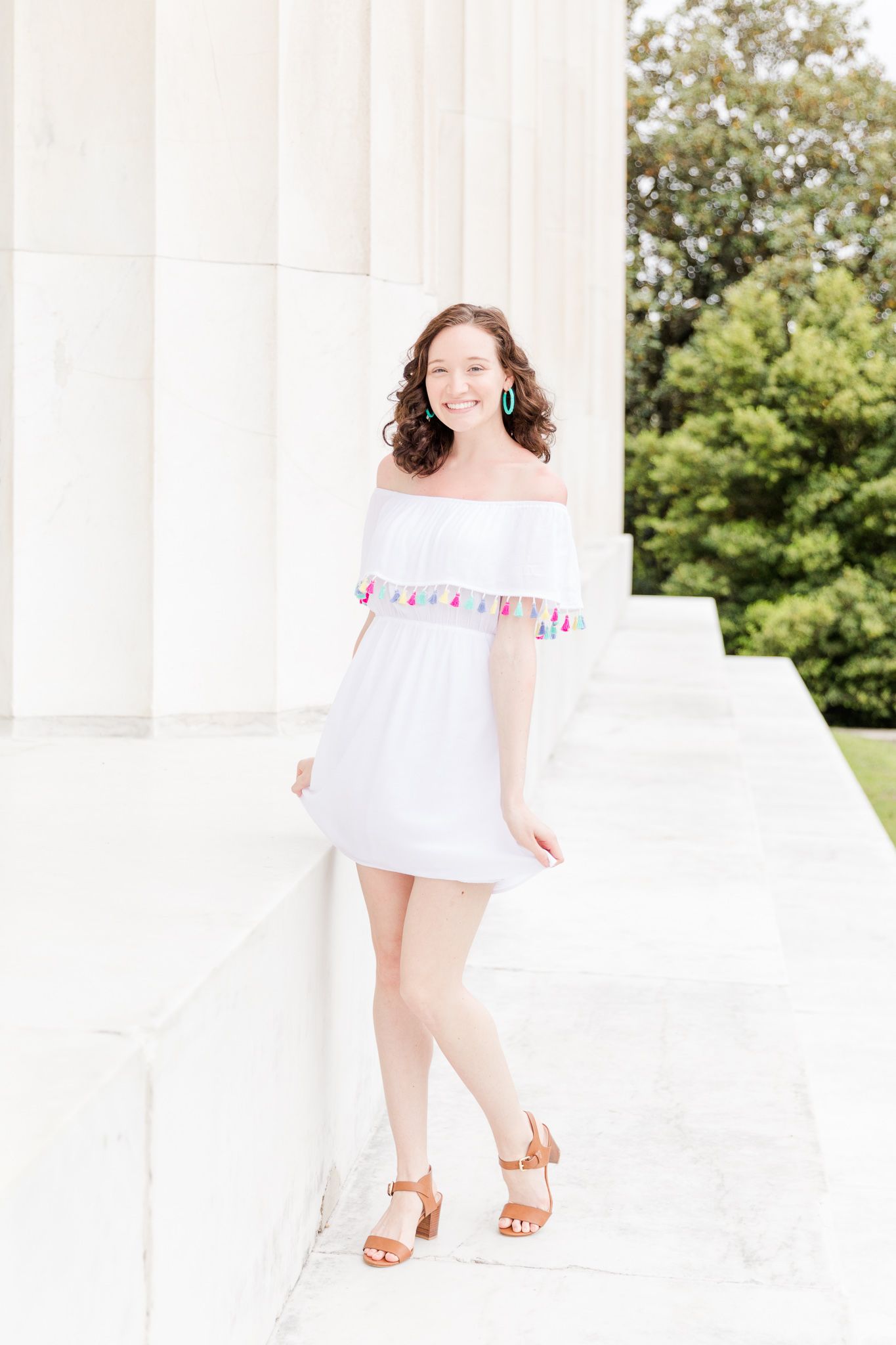 Senior Girl posing at Lincoln Memorial columns