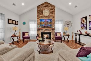Real estate photographer in the Pittsburgh area with over 5 years of experience. Serving Beaver, Allegheny, Lawerence, and Butler counties.