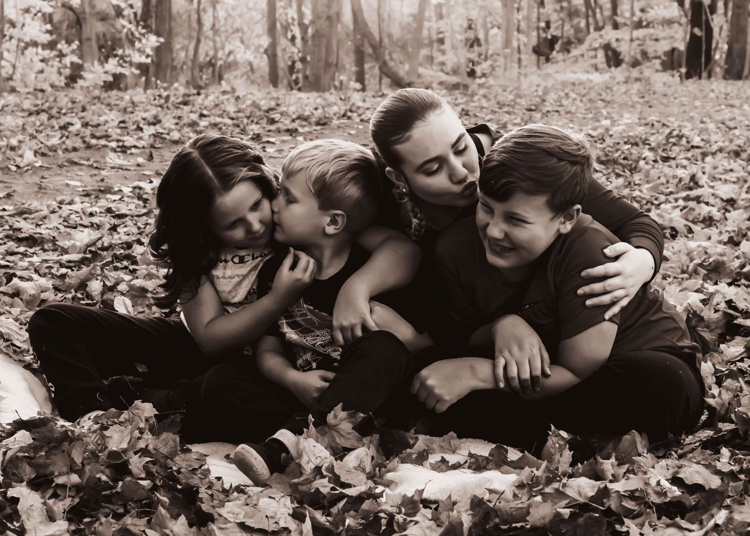 outdoor fall family session/flushing county park/flushing mi
