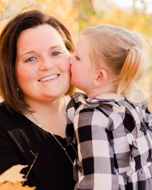 outdoor fall family session/mom and me/flushing county park/flushing mi