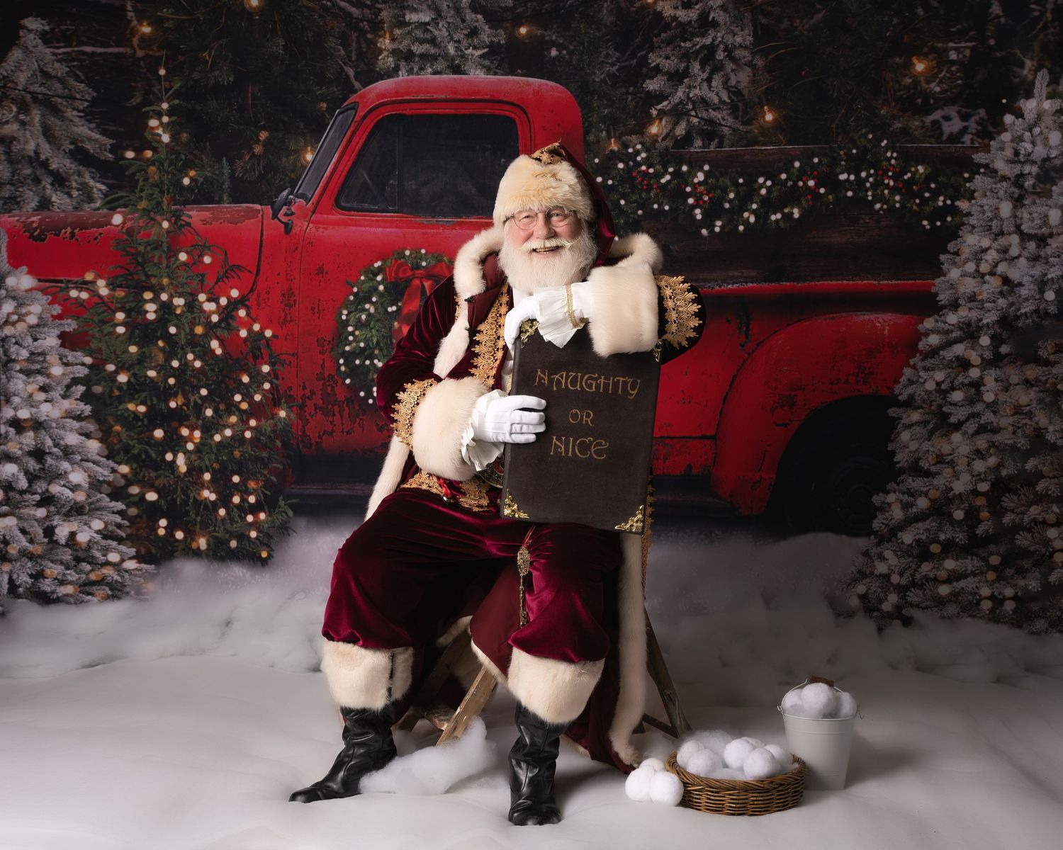 Christmas photoshoots with Santa in Cardiff