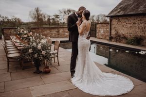 Affordable, Luxury Wedding Photographer in the UK.