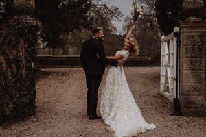 Affordable, Luxury Wedding Photographer in the UK.