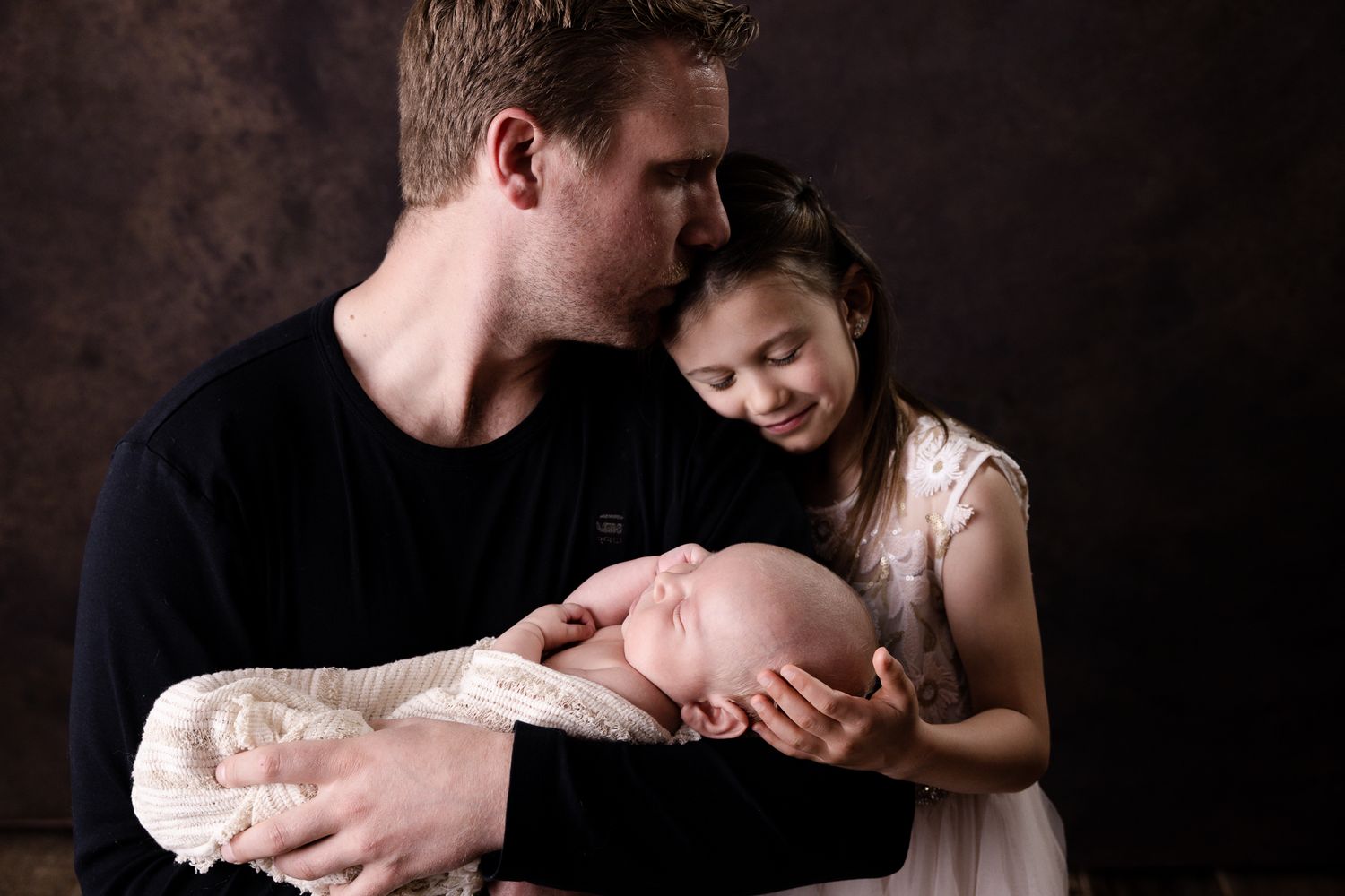 Newborn Photographers in Calgary