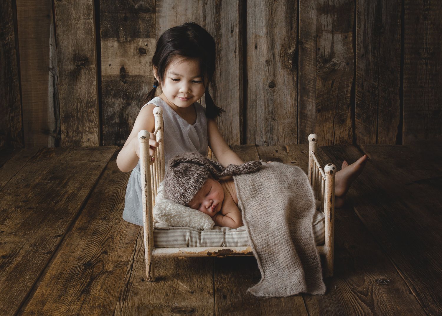 Calgary Newborn Photographer
