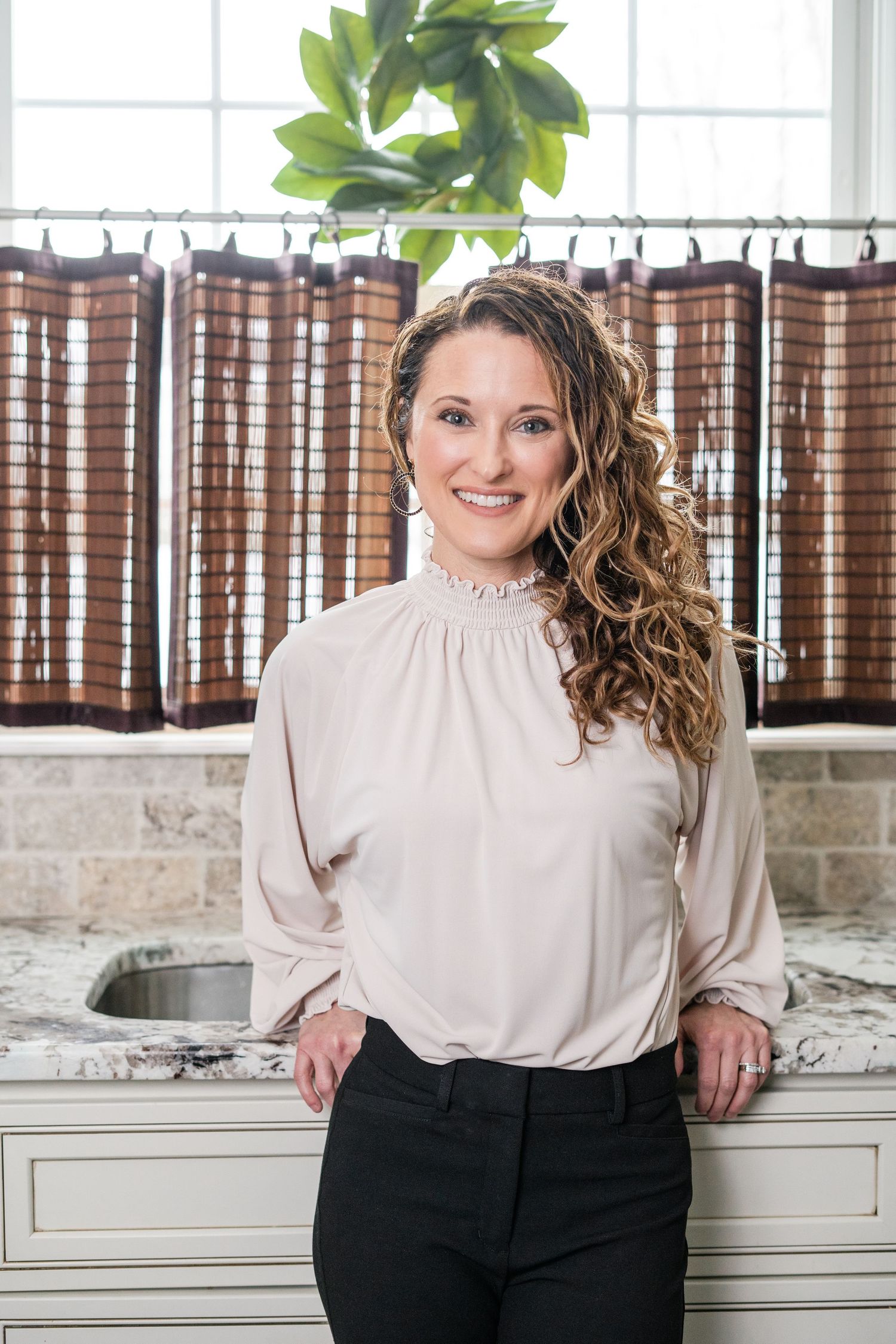 New Jersey Female Realtor In Home Headshots