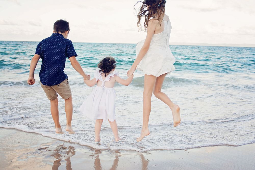 Amanda Queen Photography - Bribie Island beach family photography